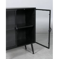 Vitrineskab i industrielt design