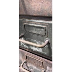 Jern skab/kommode fra Dansk Panser Box 