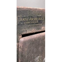 Jern skab/kommode fra Dansk Panser Box 