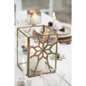 Lygte m/ blomstmnster p frontside fra Ib Laursen