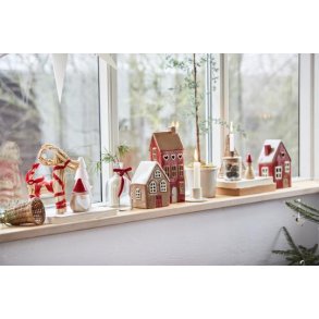 Hus til fyrfadslys med 3 hvide hjerter Stillenat, fra Ib Laursen