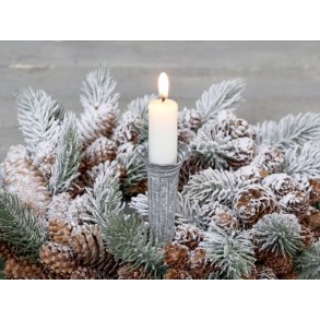 Lysholder med spyd fra Chic Antique