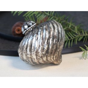 Vintage snoet drbe julekugle fra Chic Antique