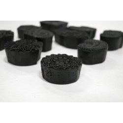 Sknne stempelforme i tr - small