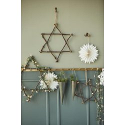 Stjerne af grene fra Ib Laursen